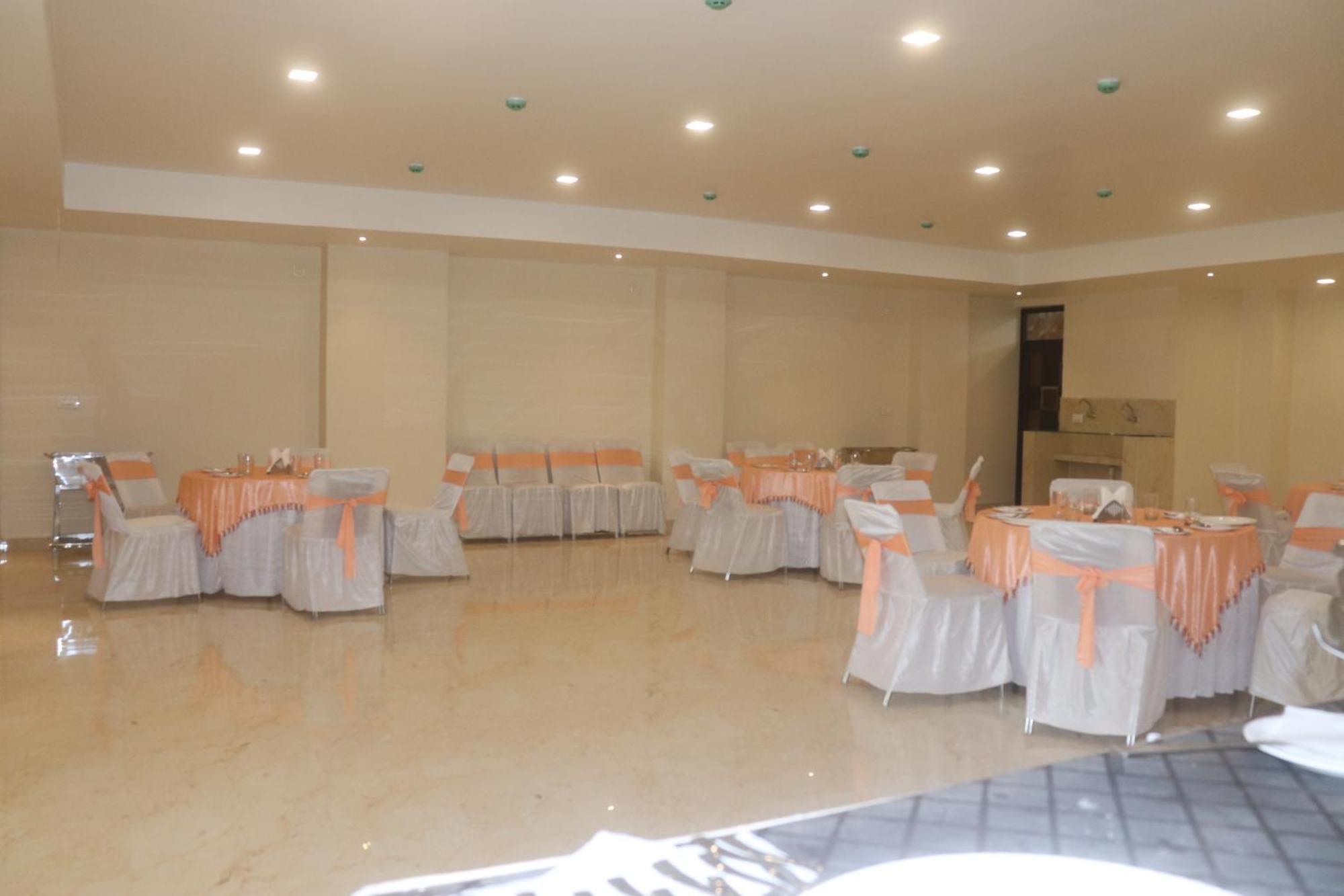 Hotel Park Street Pathānkot Екстериор снимка